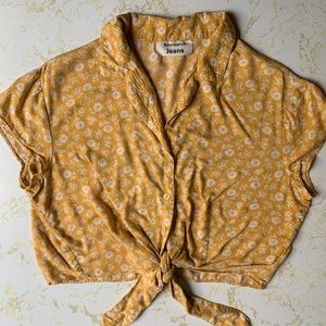 👉Reformation Jeans” Yellow Flower Print Tie Up Blouse